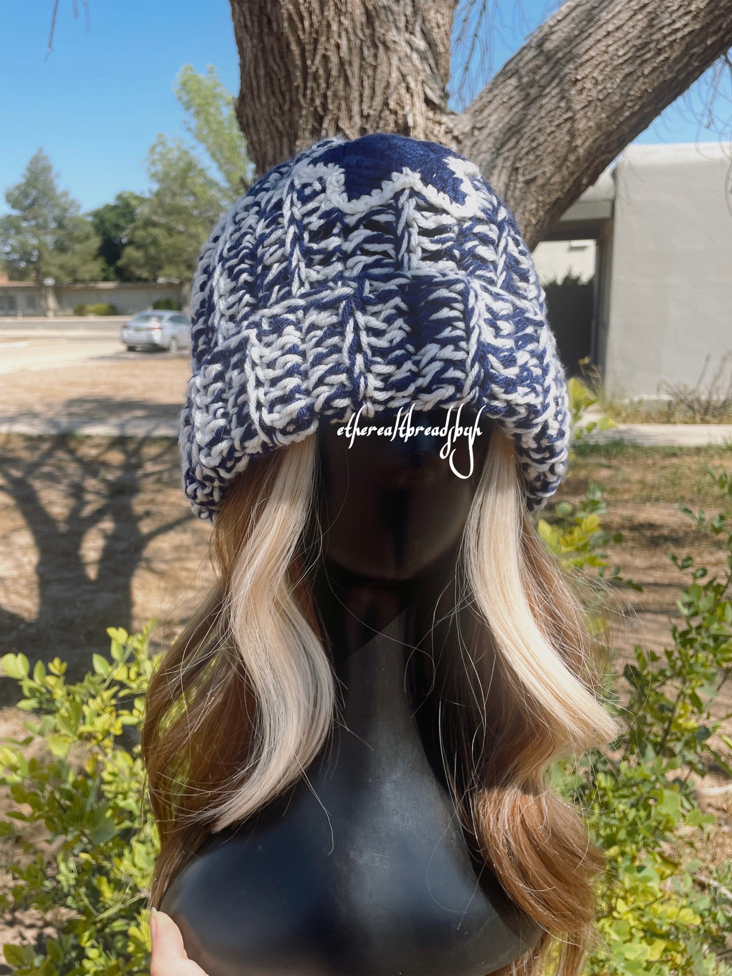 Navy + White Duo Chunky Beanie W/ Star
