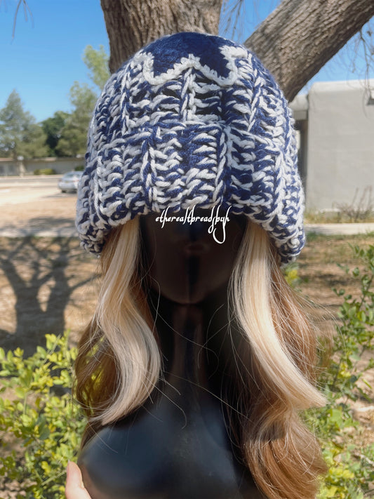 Navy + White Duo Chunky Beanie W/ Star