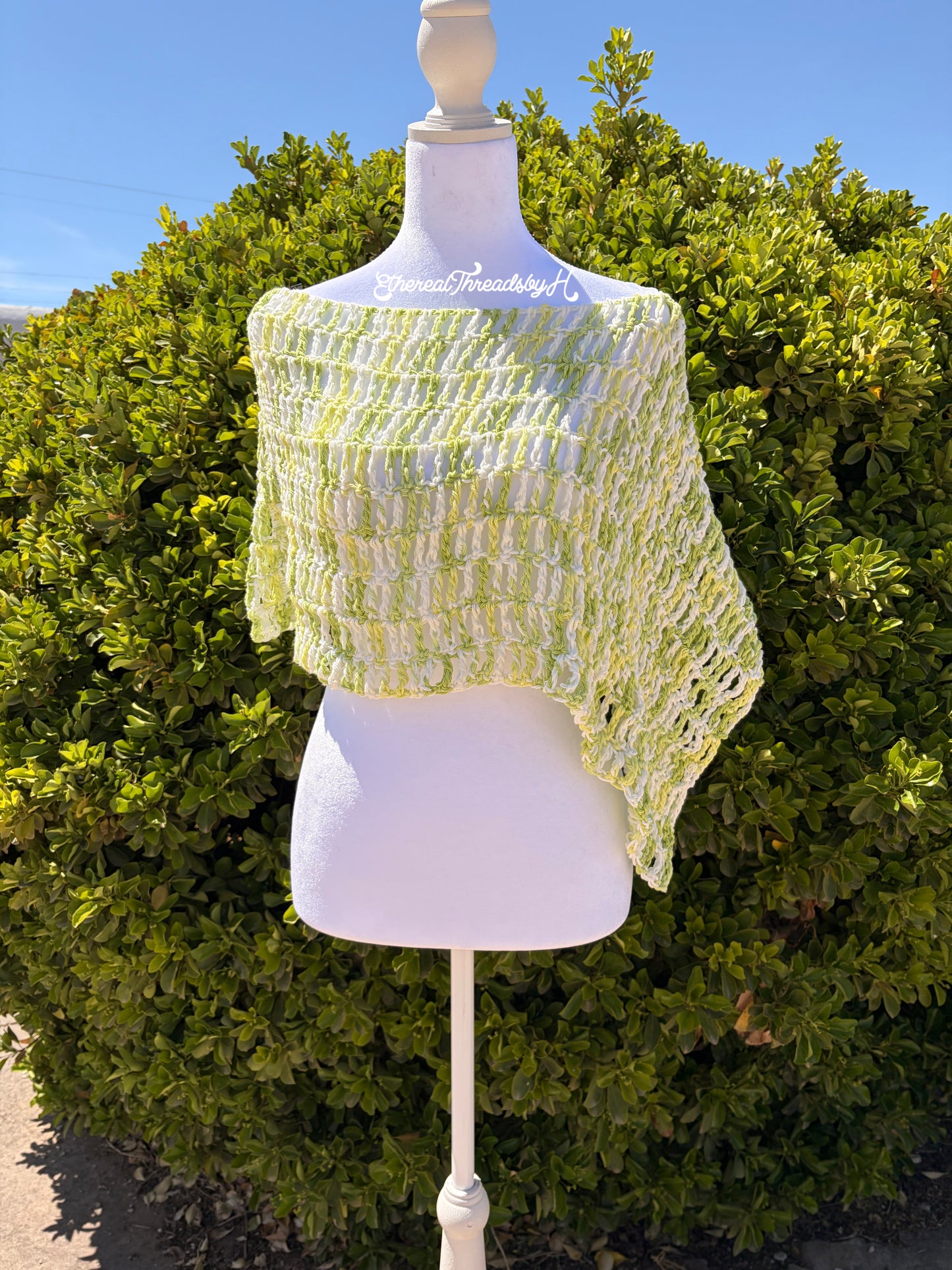 Spring Green Sienna Poncho Size S